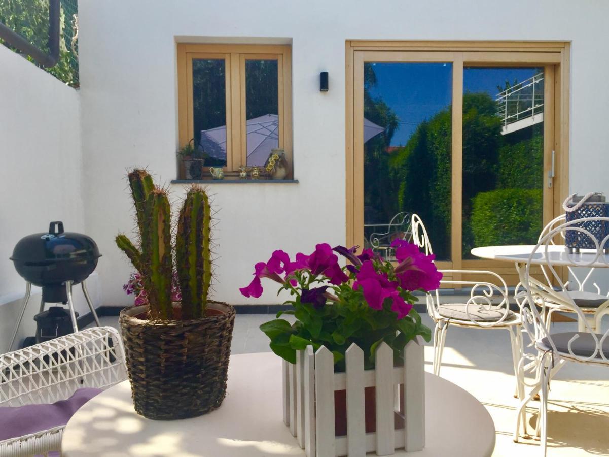 Ara Town House Villa San Giovanni La Punta Exterior photo